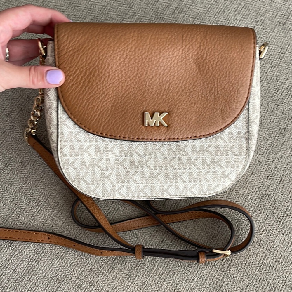 Michael Kors Crossbody Purse